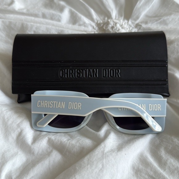 Dior Pacific Cat Eye Sunglasses - Picture 2 of 6